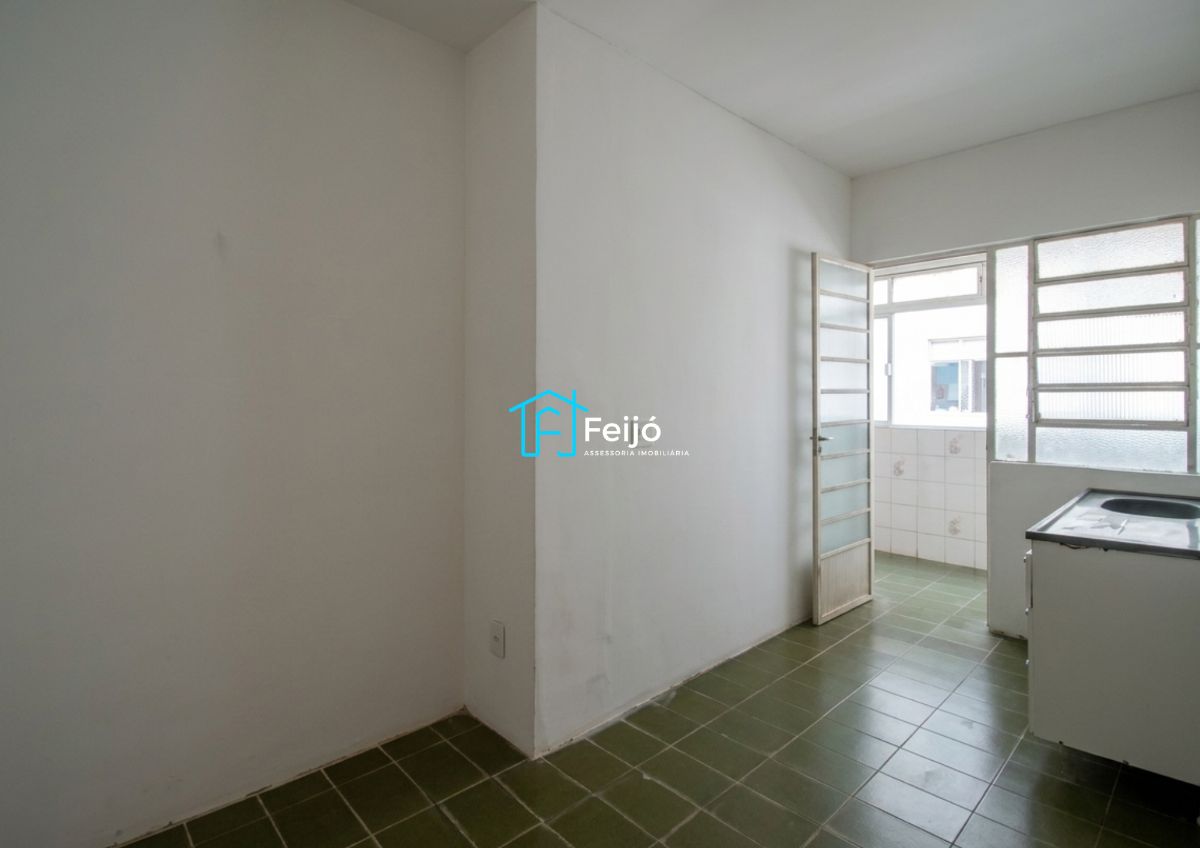 Apartamento 2 dormitórios no Bairro Cristal próximo ao Barra Shopping Sul