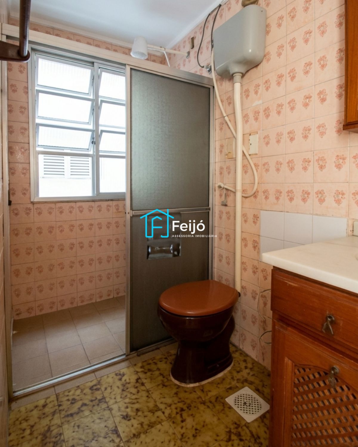 Apartamento 2 dormitórios no Bairro Cristal próximo ao Barra Shopping Sul