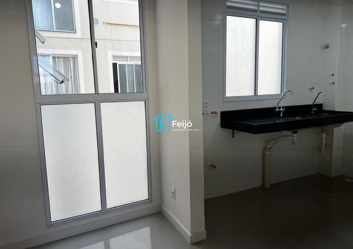 Apartamento à venda com 2 quartos, 40m² - Foto 4