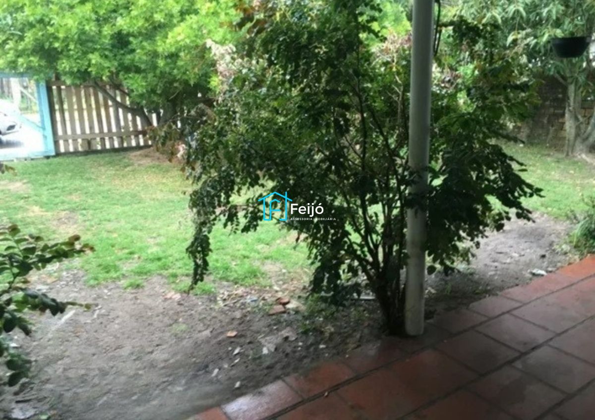 Casa 3 dormitórios no Balneário Pinhal