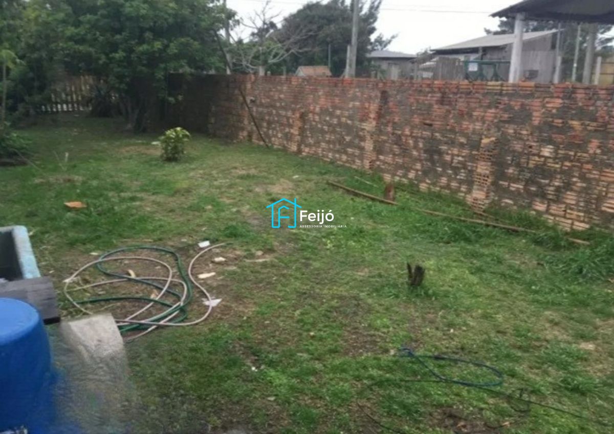 Casa 3 dormitórios no Balneário Pinhal