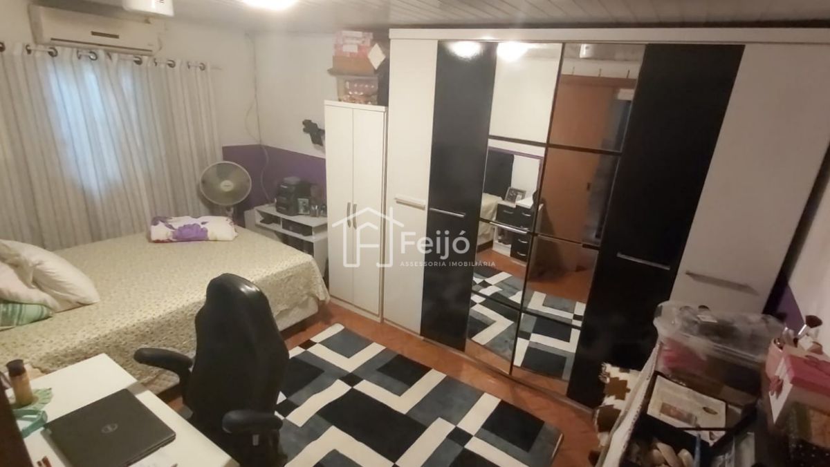 Casa a venda na Restinga Nova