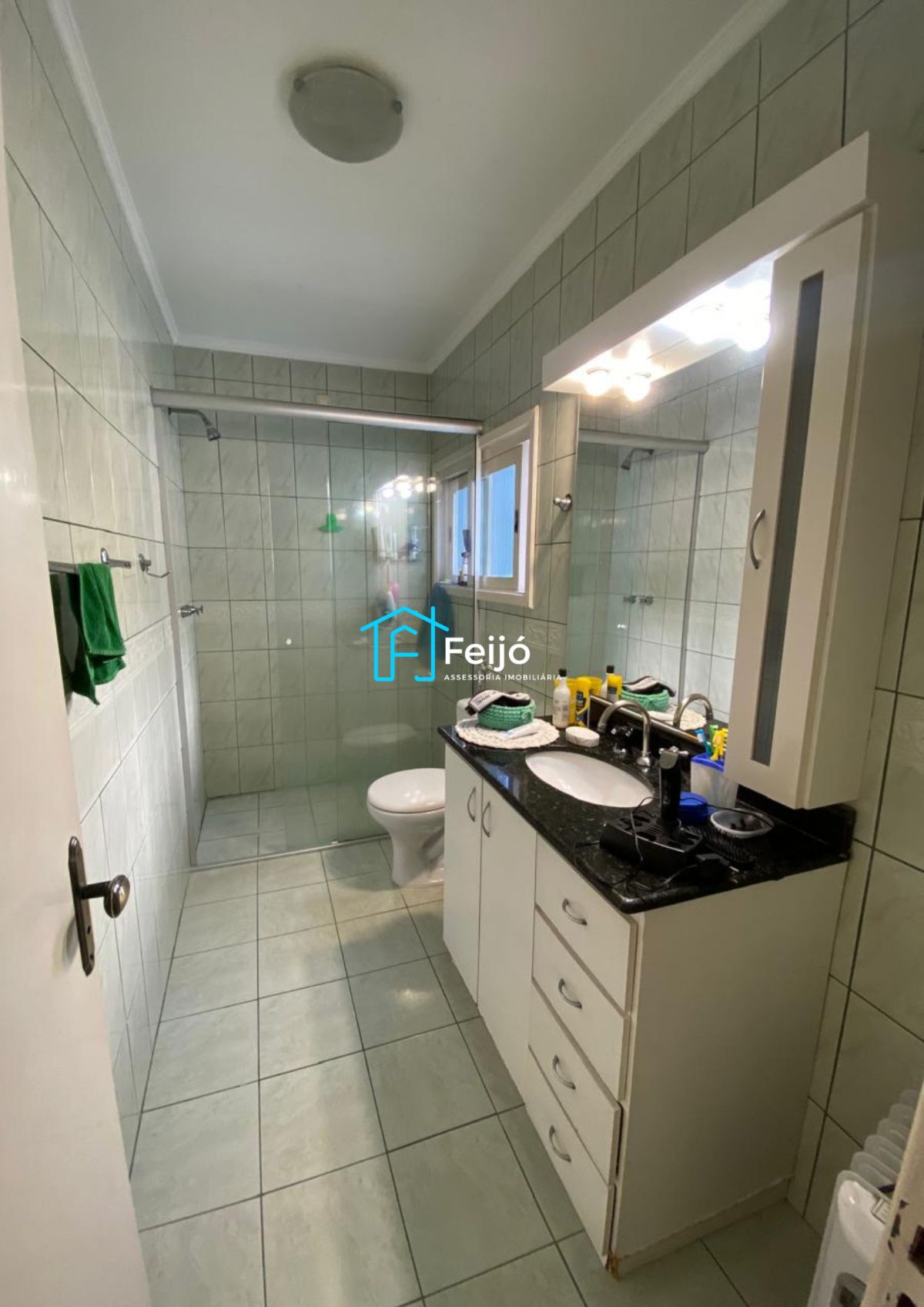 Casa 5 dormitórios com 2 suítes, com piscina, churrasqueira no bairro Partenon/Jardim Botânico