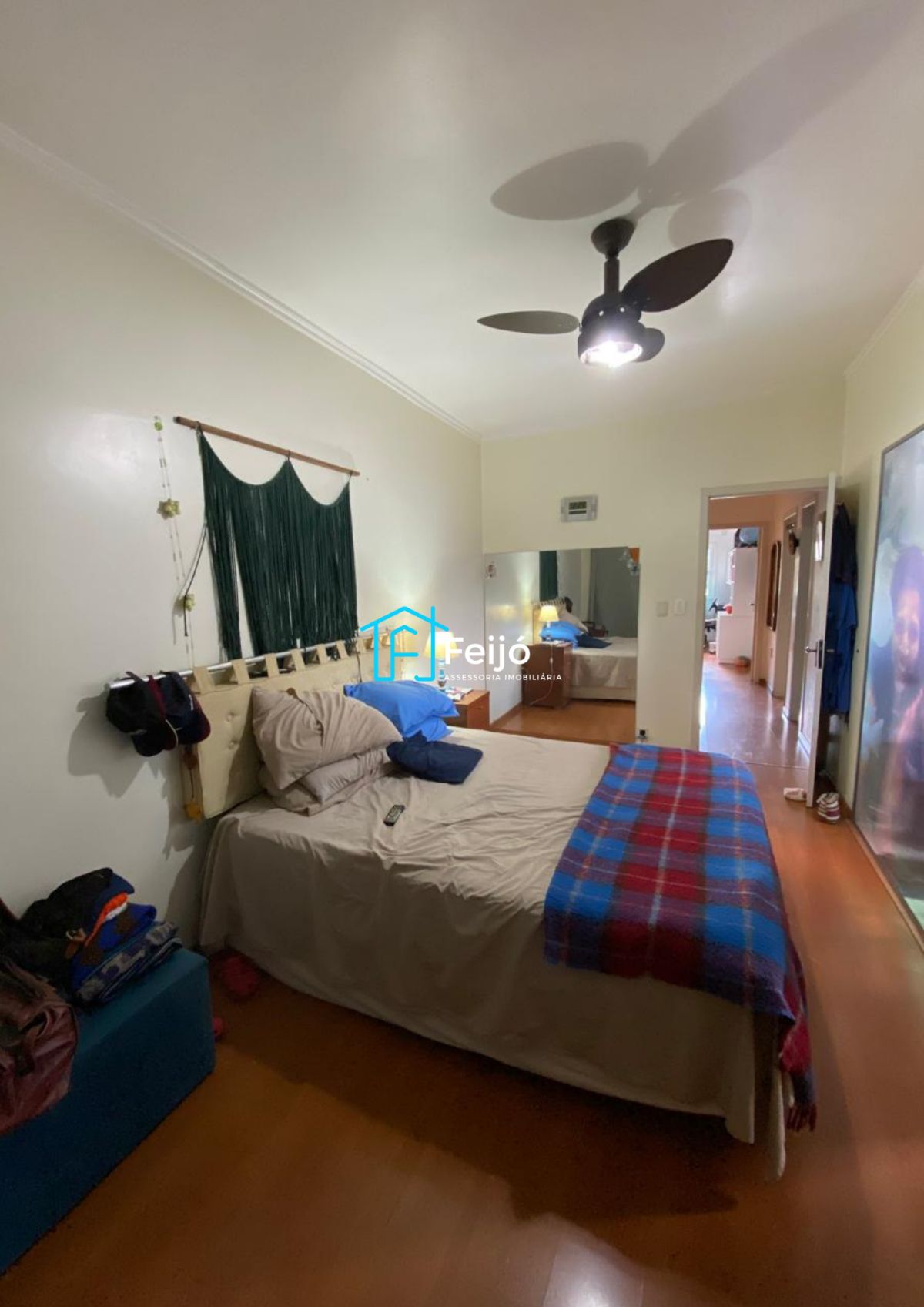 Casa 5 dormitórios com 2 suítes, com piscina, churrasqueira no bairro Partenon/Jardim Botânico