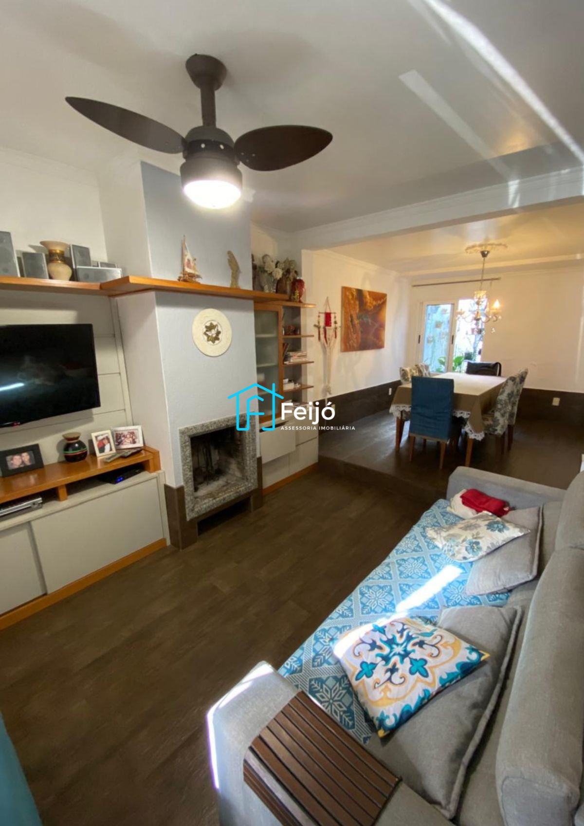 Casa 5 dormitórios com 2 suítes, com piscina, churrasqueira no bairro Partenon/Jardim Botânico