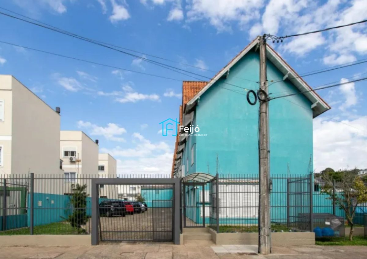 Casa 3 dormitórios no bairro Camaquã próximo ao Zaffari Cavalhada