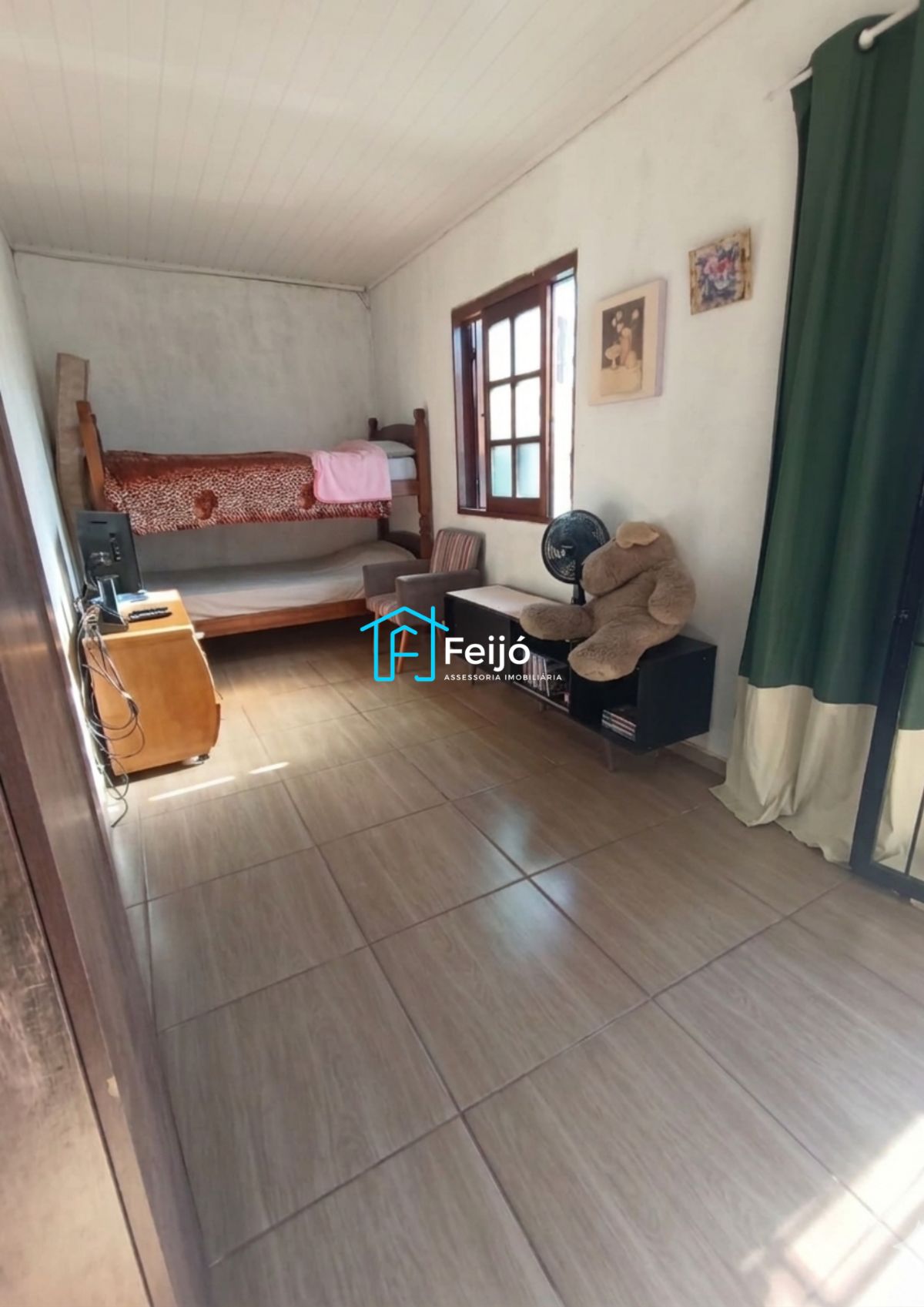 Casa, 6 quartos, 150 m² - Foto 4