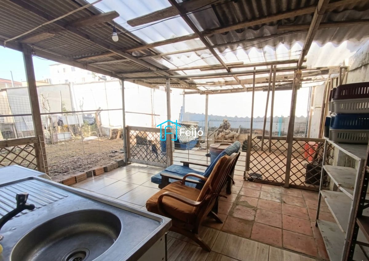 Casa, 6 quartos, 150 m² - Foto 2