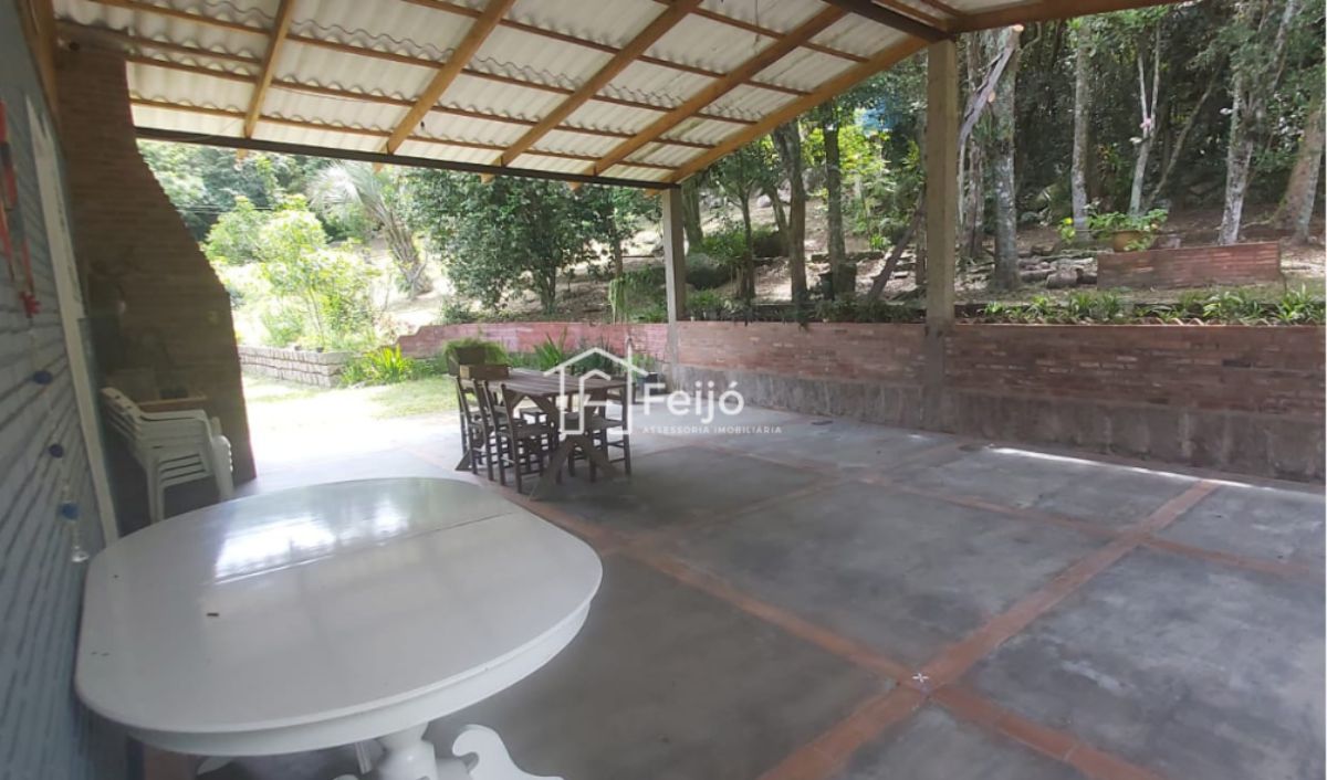 Lindo Sítio com Casa de 2 dormitórios e suíte - Zona Sul - Bairro Lageado.