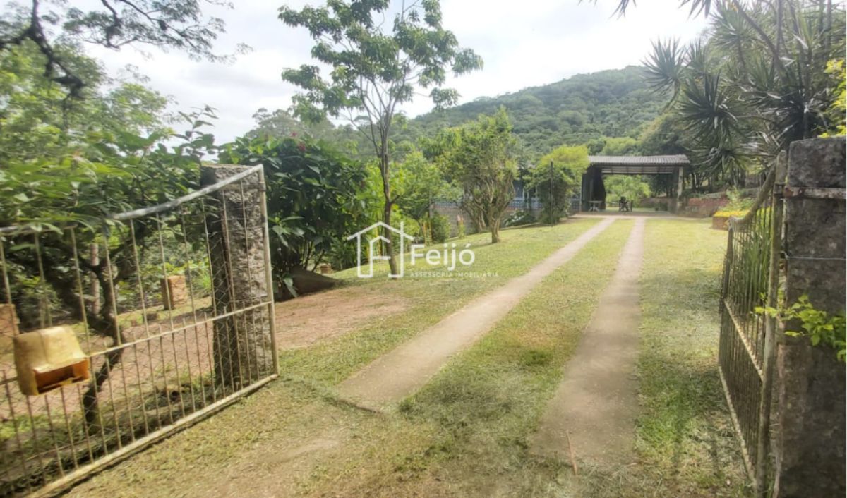 Lindo Sítio com Casa de 2 dormitórios e suíte - Zona Sul - Bairro Lageado.