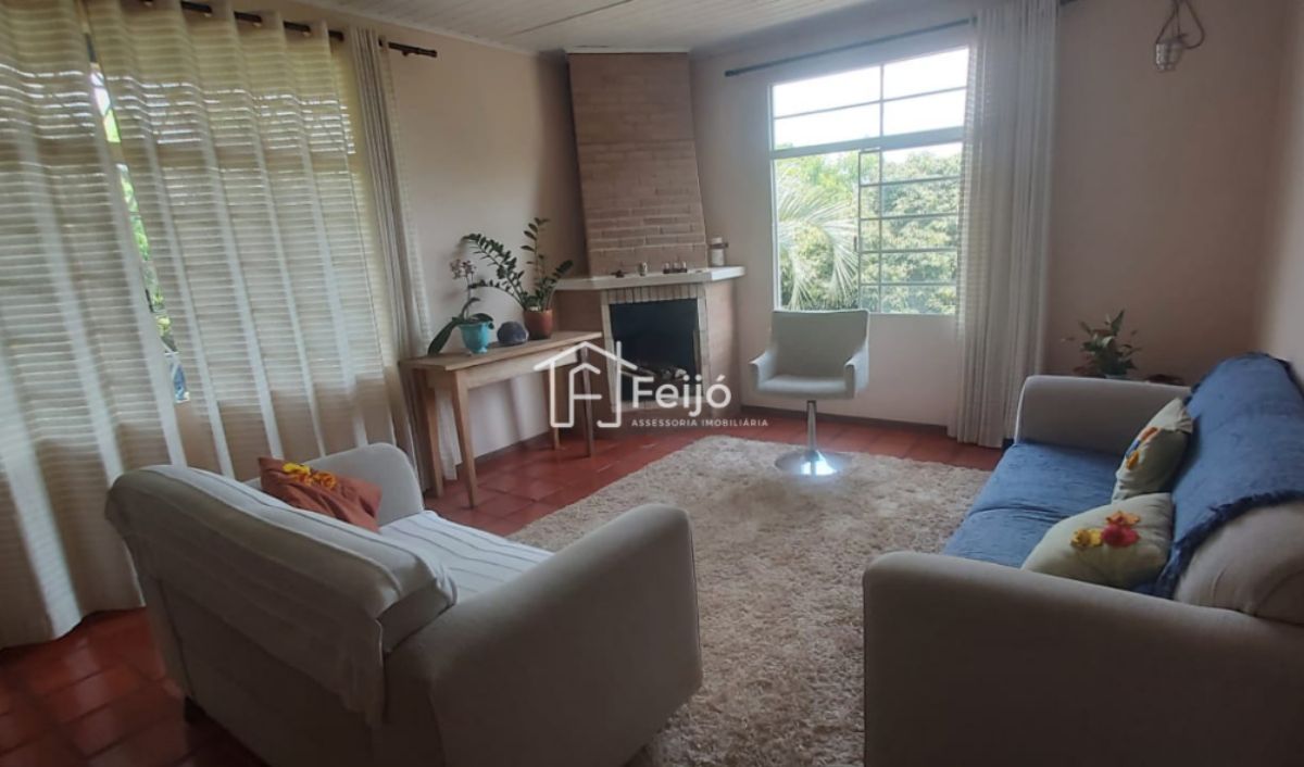 Lindo Sítio com Casa de 2 dormitórios e suíte - Zona Sul - Bairro Lageado.