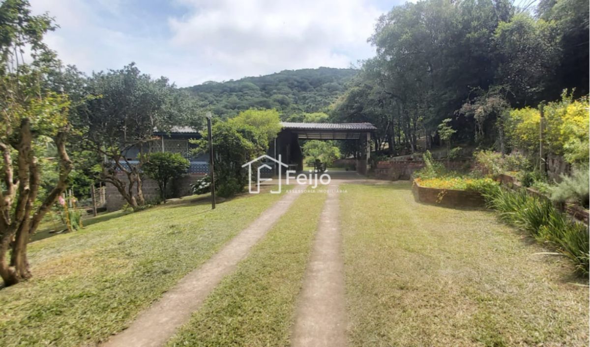 Lindo Sítio com Casa de 2 dormitórios e suíte - Zona Sul - Bairro Lageado.