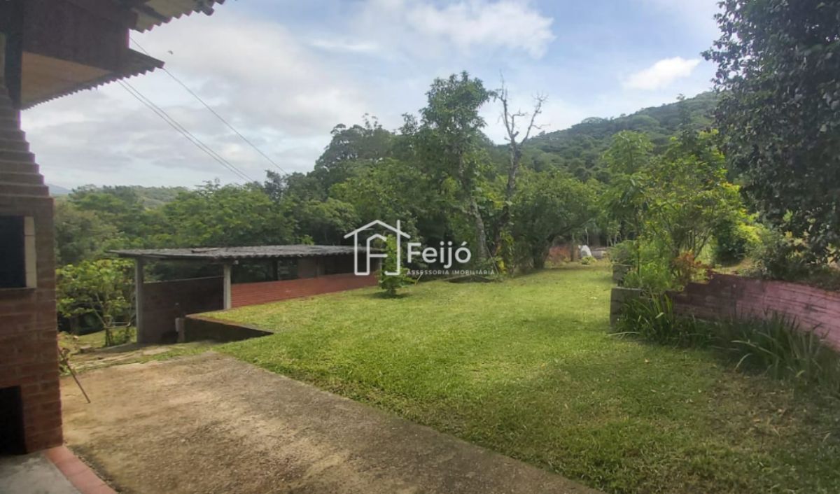 Lindo Sítio com Casa de 2 dormitórios e suíte - Zona Sul - Bairro Lageado.
