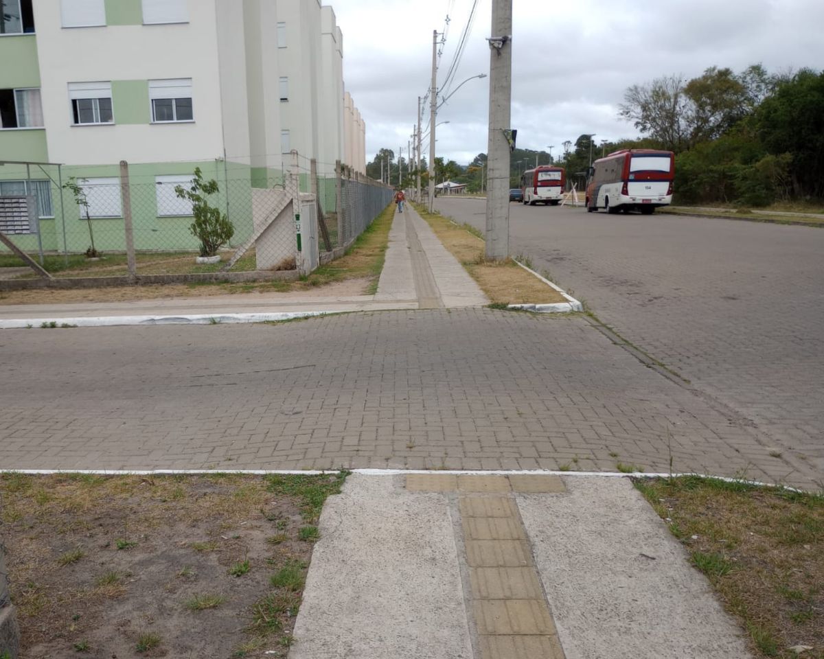 Apartamento 2 dorm. No Chapéu do Sol - Prox. Av. Juca Batista