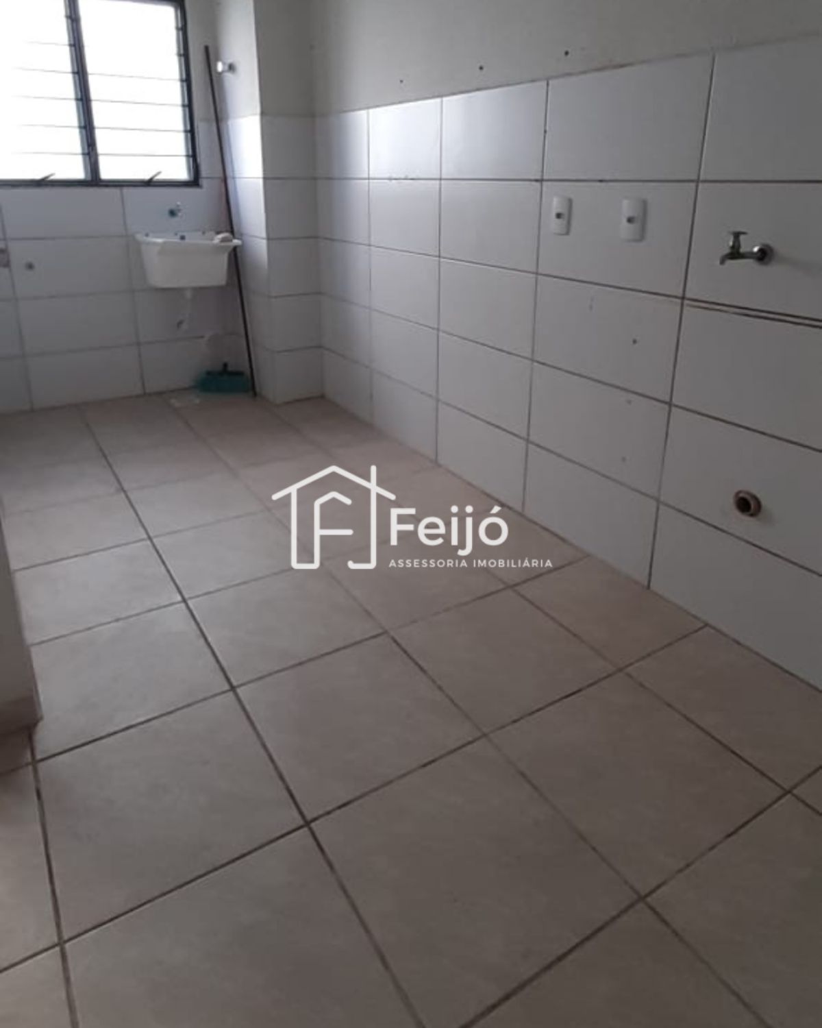 Apartamento 2 dorm. No Chapéu do Sol - Prox. Av. Juca Batista