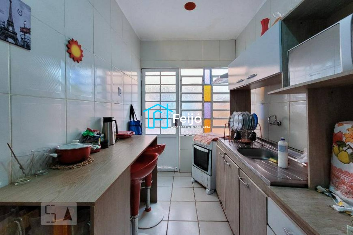 Casa 3 dormitórios no Bairro Teresópolis