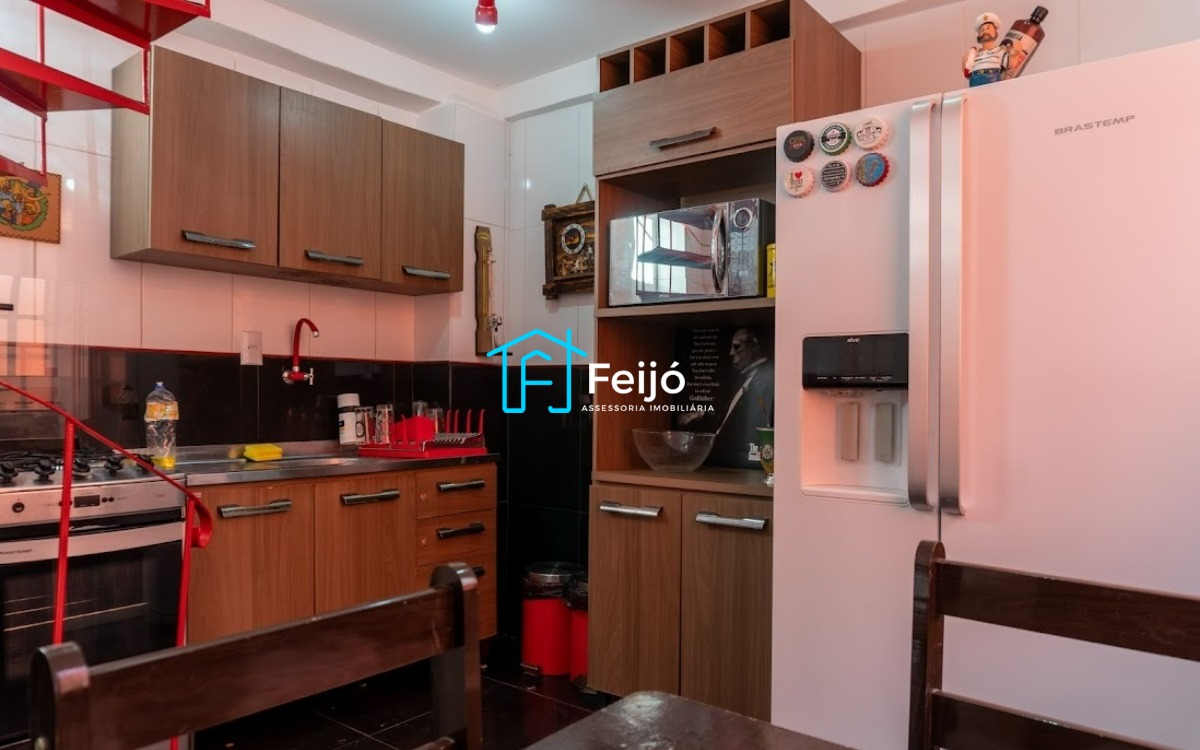 Casa 3 dormitórios no Bairro Teresópolis