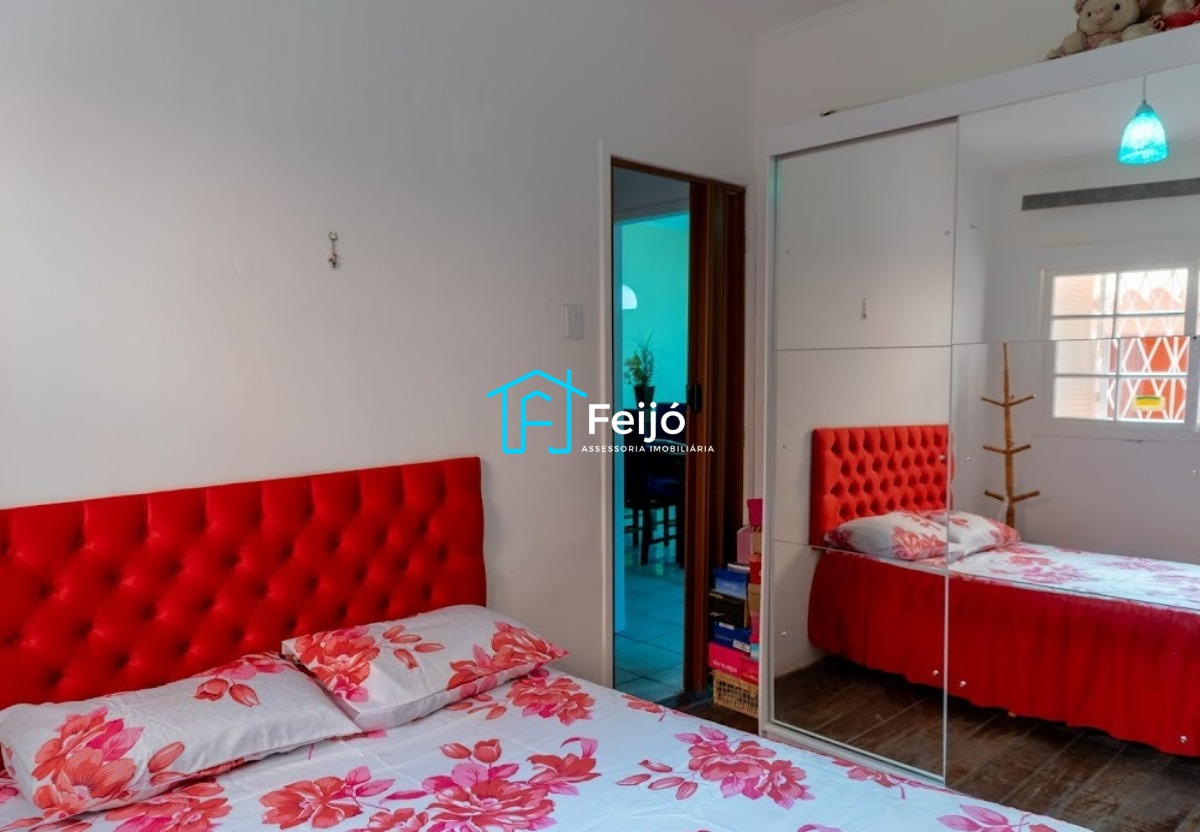 Casa 3 dormitórios no Bairro Teresópolis