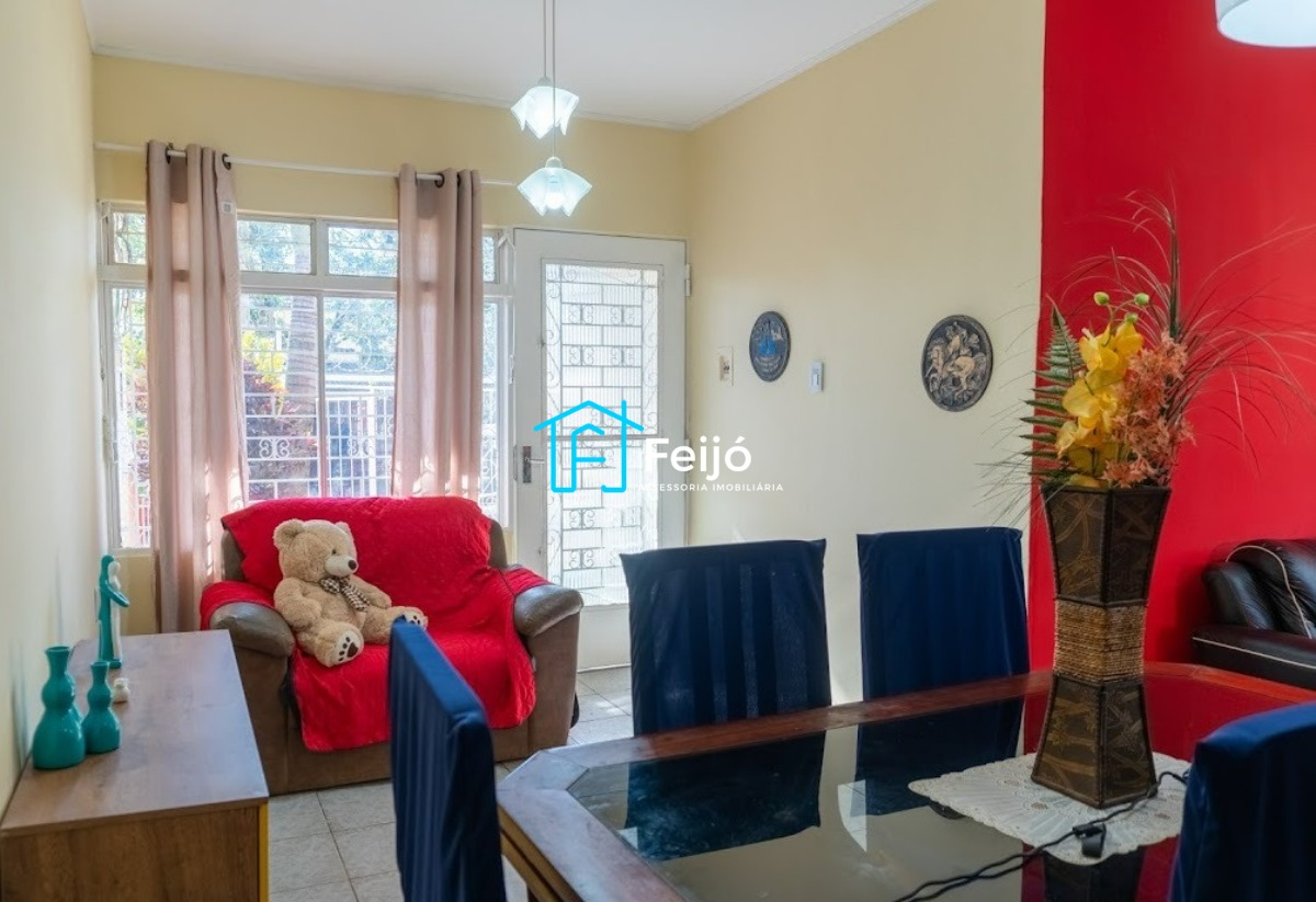 Casa 3 dormitórios no Bairro Teresópolis