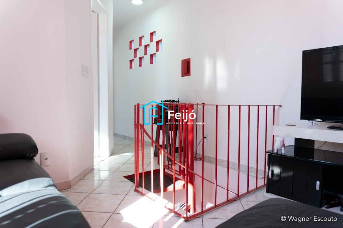 Casa 3 dormitórios no Bairro Teresópolis