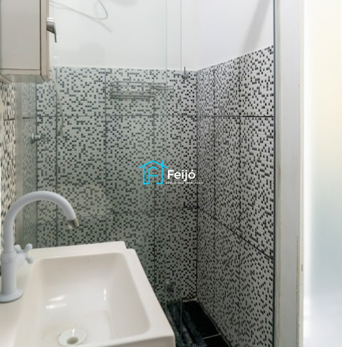 Casa 3 dormitórios no Bairro Teresópolis