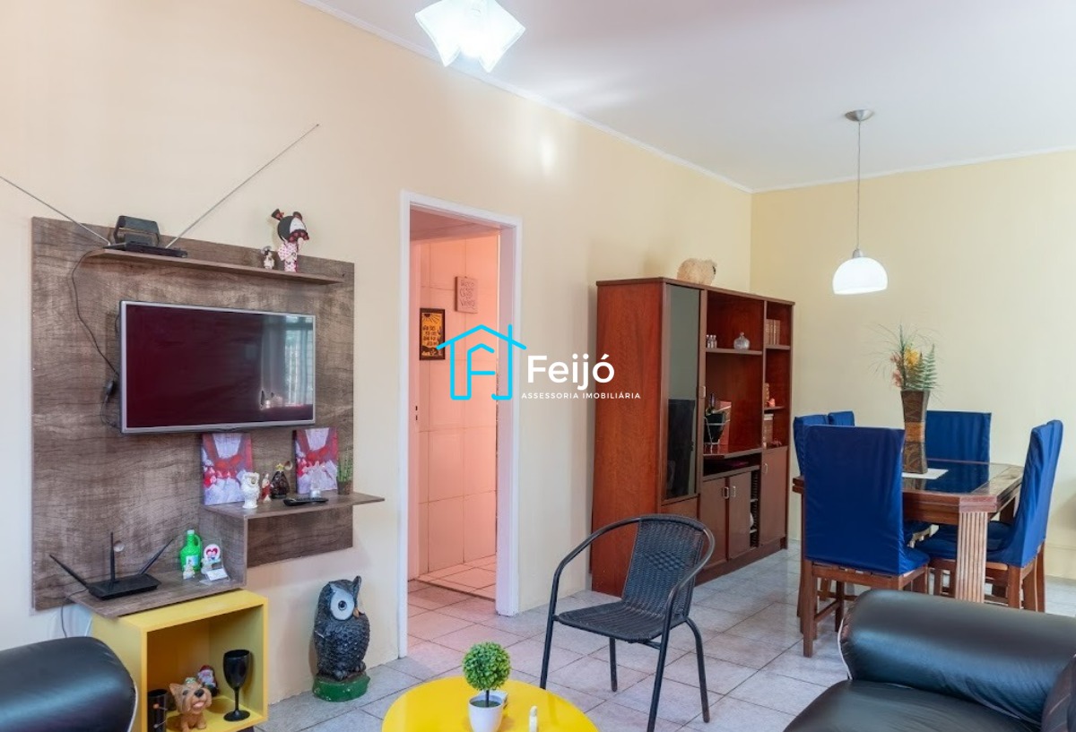 Casa 3 dormitórios no Bairro Teresópolis