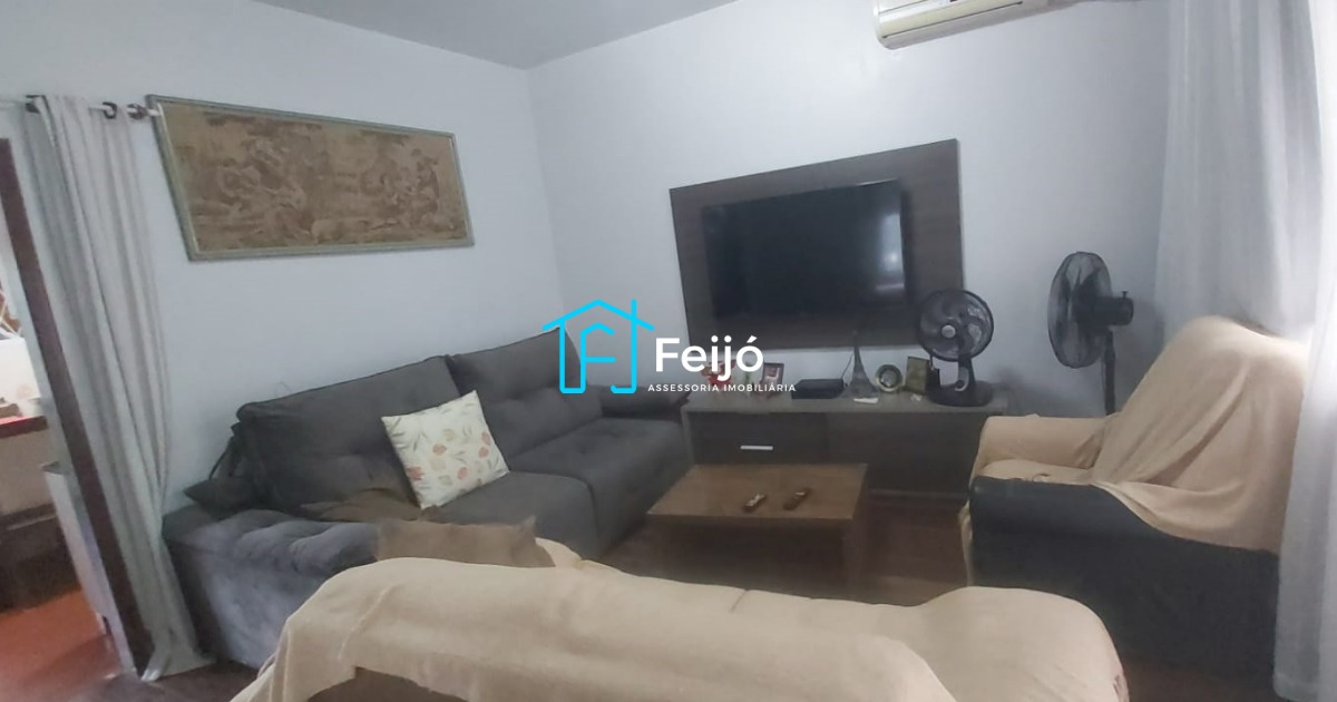 Casa 3 dormitórios próximo ao Barra Shopping - Bairro Cristal