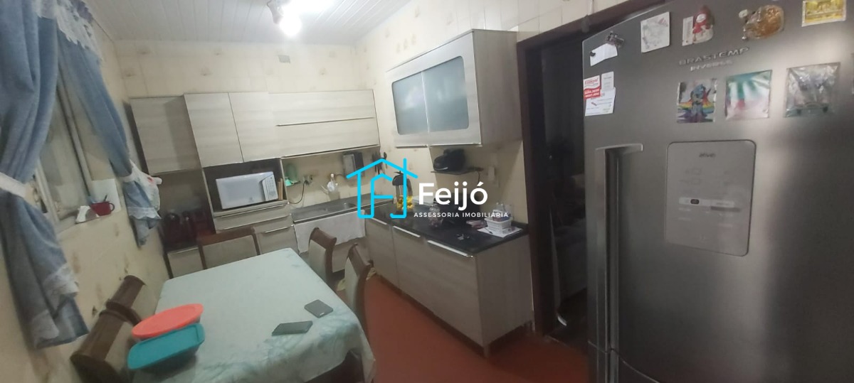 Casa 3 dormitórios próximo ao Barra Shopping - Bairro Cristal